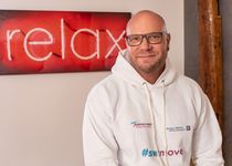 Bild zu MOVES YOU Wellnesstherapeut Stefan Wüster