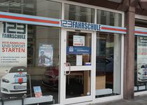 Bild zu 123 FAHRSCHULE Duisburg-Zentrum